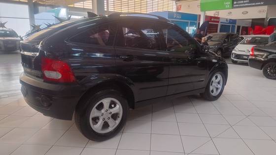 SSANGYONG ACTYON 2.3 GLX 4X4 16V 150CV GASOLINA 4P AUTOMÁTICO